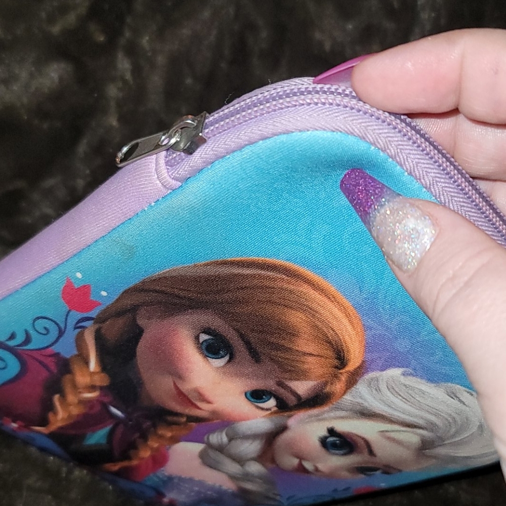 Frozen tablet Case - Picture 4 of 4